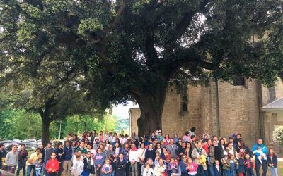 Noticias Umedi 2 La Virgen de la Encina, rodeada de las familias de Ayalde, Munabe, Umedi y Haurkabi