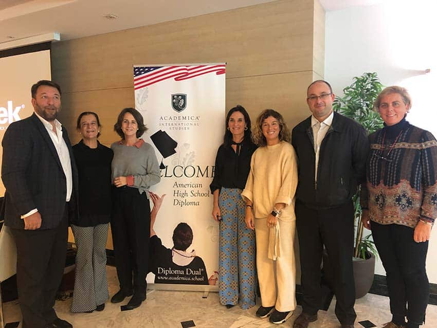 Jornada para directores y directivos de colegios Diploma Dual en España